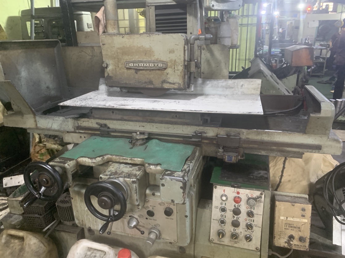 Grinding machine 1.jpg